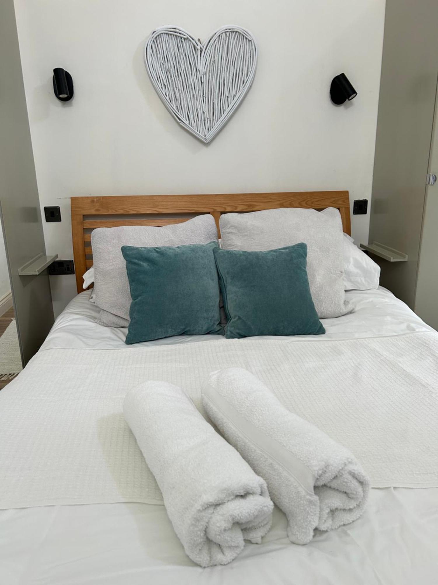 The Coach House Villa Grimston Dış mekan fotoğraf